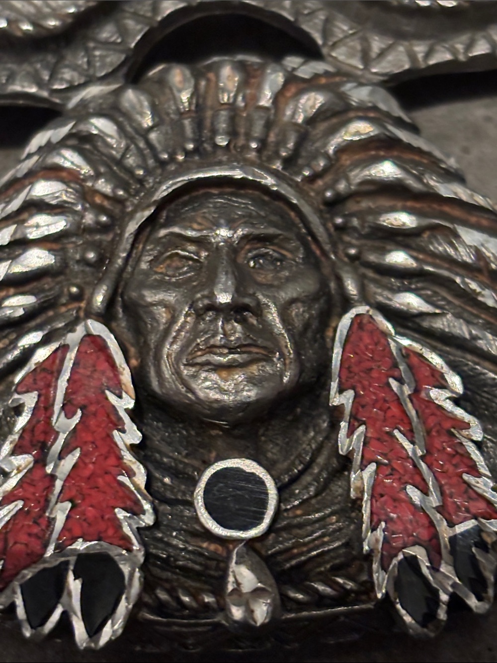 Vintage 90’s EJC (O) Native Chief Belt Buckle with Red Feather Accents - Picture 8 of 10